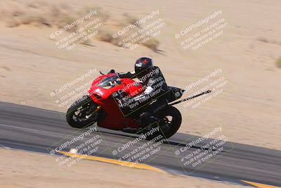 media/Dec-10-2023-SoCal Trackdays (Sun) [[0ce70f5433]]/Turn 9 Inside Set 2 (1115am)/